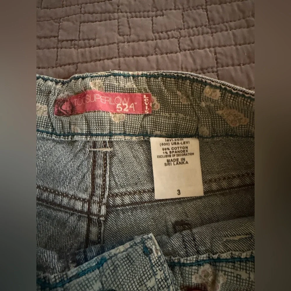 Levi’s Too Superlow 524 Women's Shorts Size 3 - Picture 3 of 5